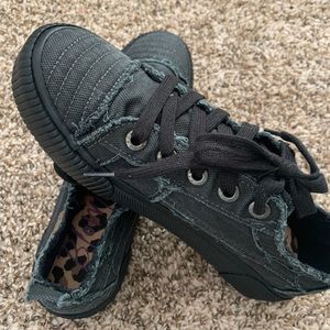 Blowfish canvas shoes